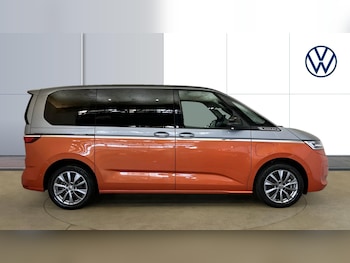 Used Volkswagen Multivan 2022 for sale - 76143542: Photo 4
