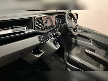 Used Volkswagen Transporter 2026 for sale - 77716034: Photo