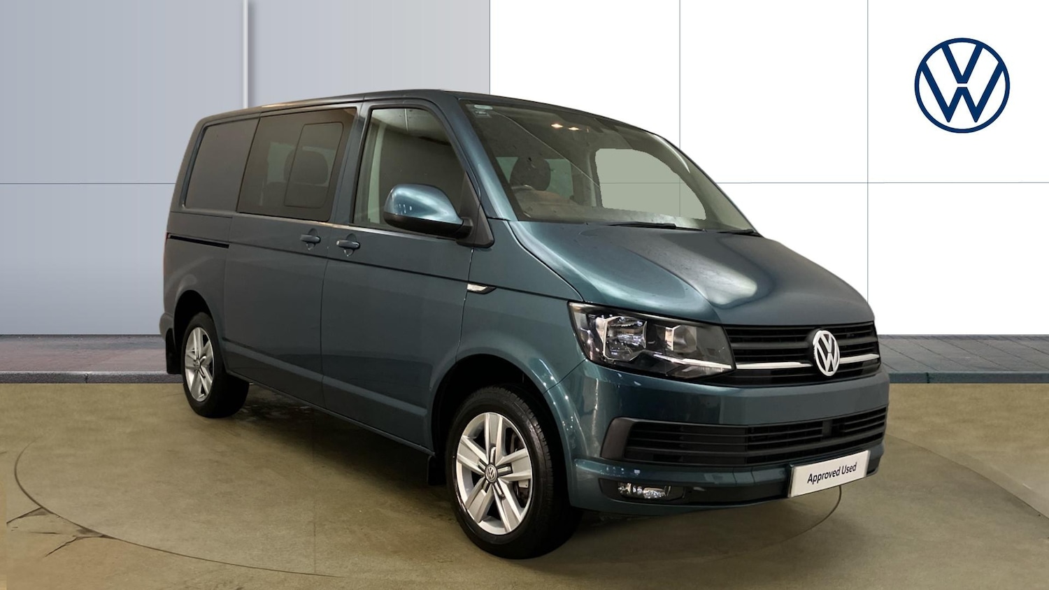 Used Volkswagen Transporter 2018 for sale - 77340283: Photo 1