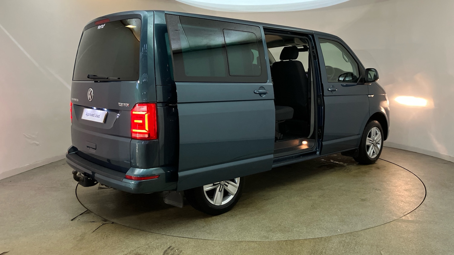 Used Volkswagen Transporter 2018 for sale - 77340283: Photo 43