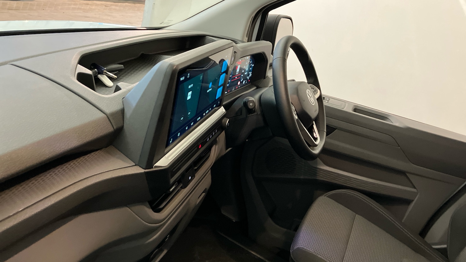 Used Volkswagen Transporter 2025 for sale - 76181294: Photo 2