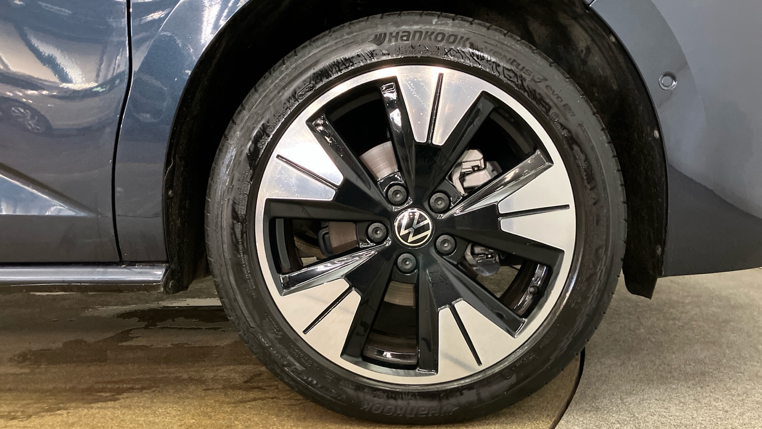 Used Volkswagen Multivan 2025 for sale - 76555653: Photo 5