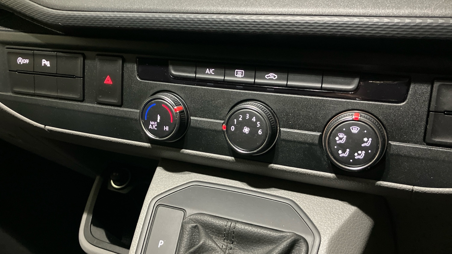 Used Volkswagen Transporter 2023 for sale - 76589705: Photo 13