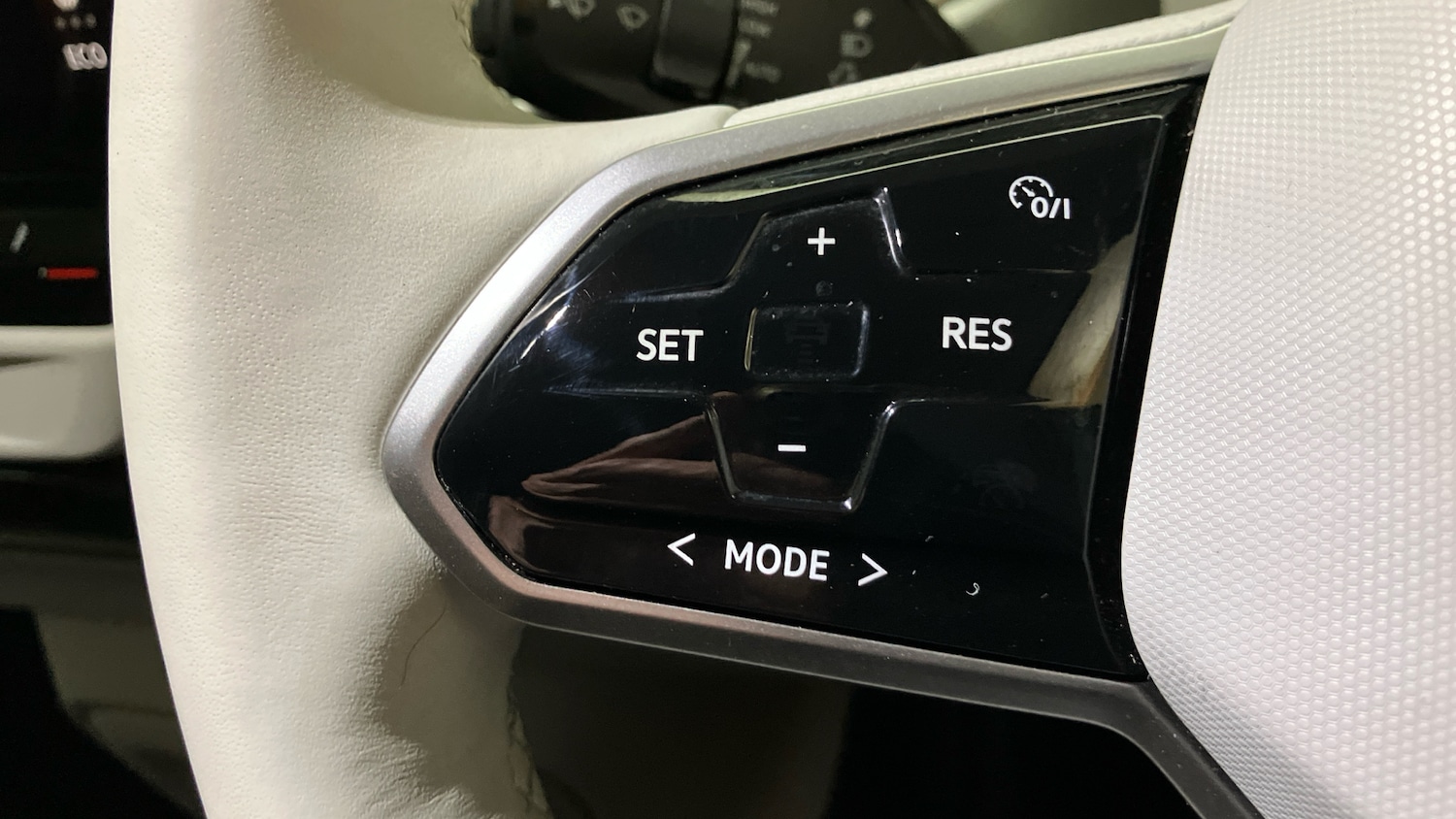 Used Volkswagen ID.Buzz 2024 for sale - 76354908: Photo 17