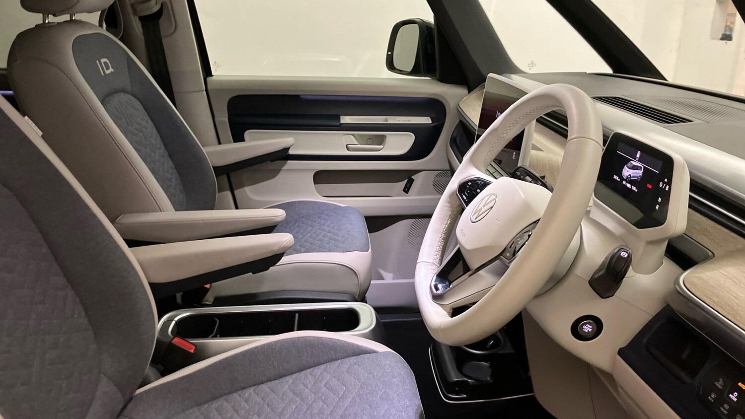 Used Volkswagen ID.Buzz 2024 for sale - 76354908: Photo 31