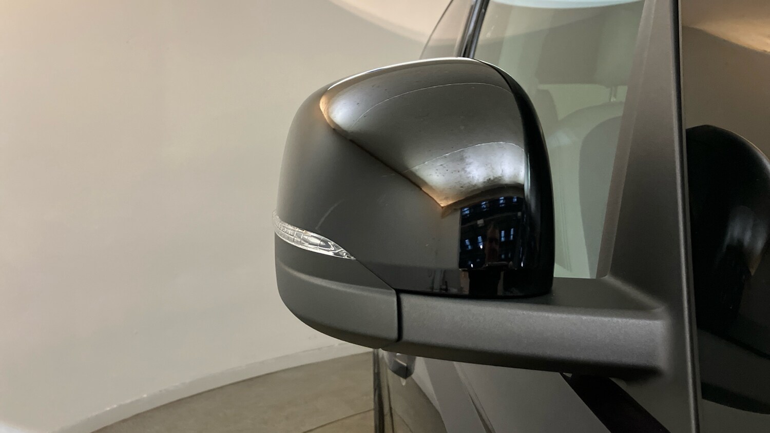 Used Volkswagen ID.Buzz 2024 for sale - 76354908: Photo 32