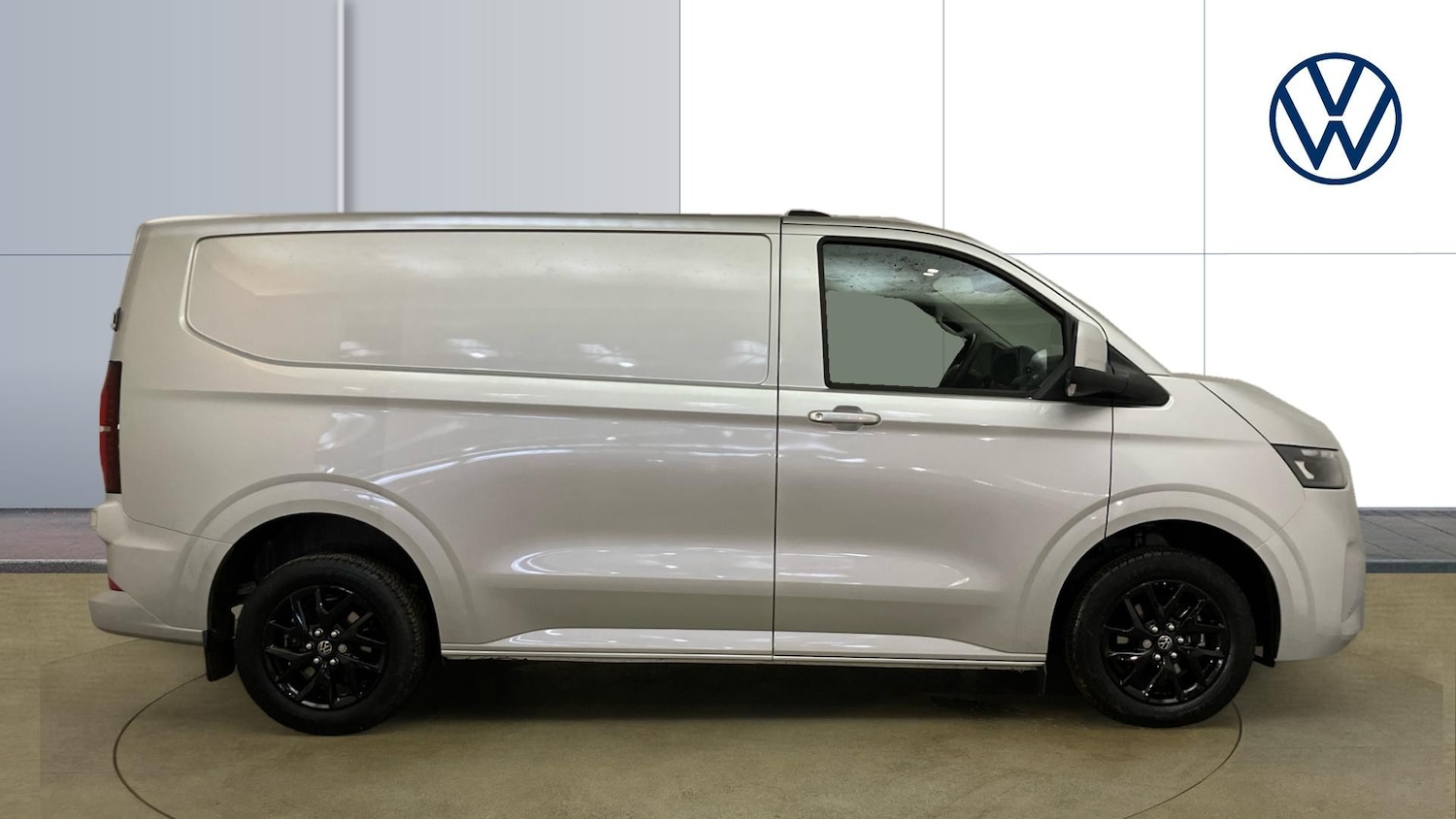 Used Volkswagen Transporter 2025 for sale - 76984605: Photo 4