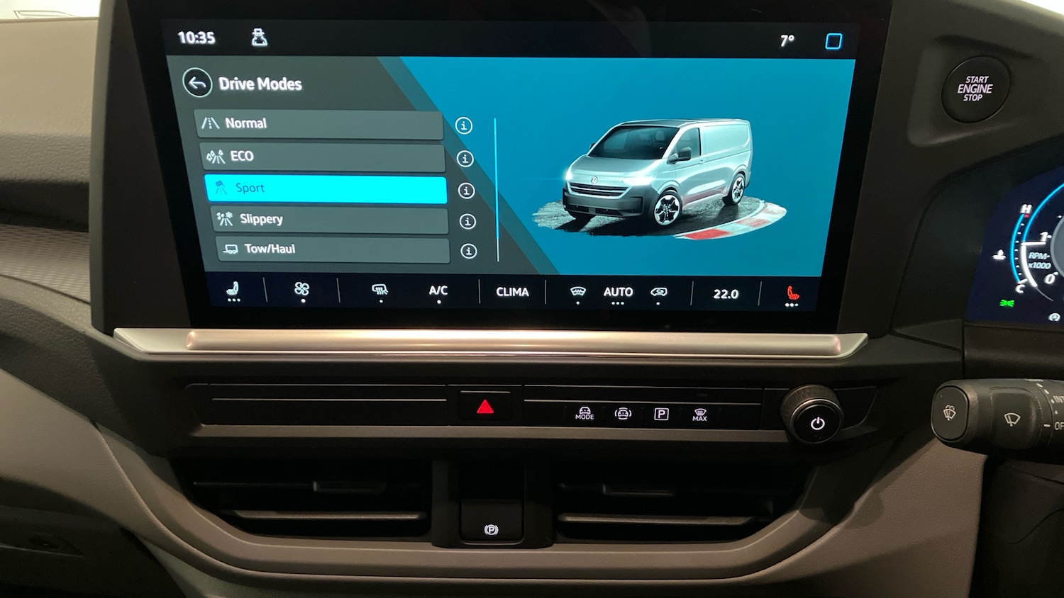 Used Volkswagen Transporter 2025 for sale - 76984605: Photo 42