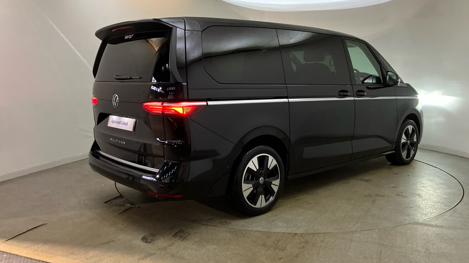 Used Volkswagen Multivan 2025 for sale - 76452650: Photo 38