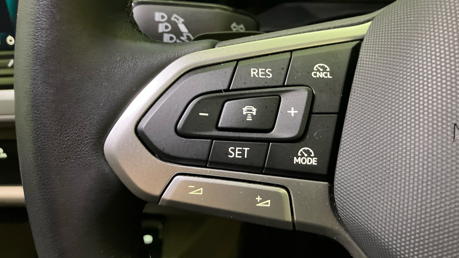 Used Volkswagen Multivan 2025 for sale - 76363265: Photo 17