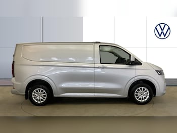 Used Volkswagen Transporter 2025 for sale - 76156516: Photo