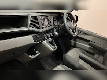 Used Volkswagen Transporter 2024 for sale - 77803562: Photo