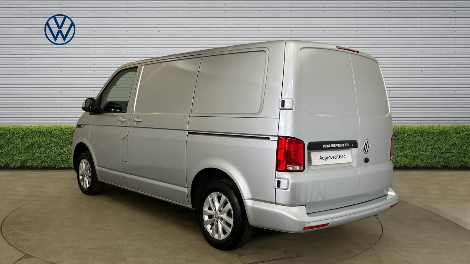 Used Volkswagen Transporter 2023 for sale - 78176379: Photo 3