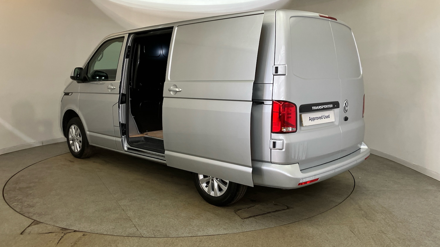 Used Volkswagen Transporter 2023 for sale - 78176379: Photo 37