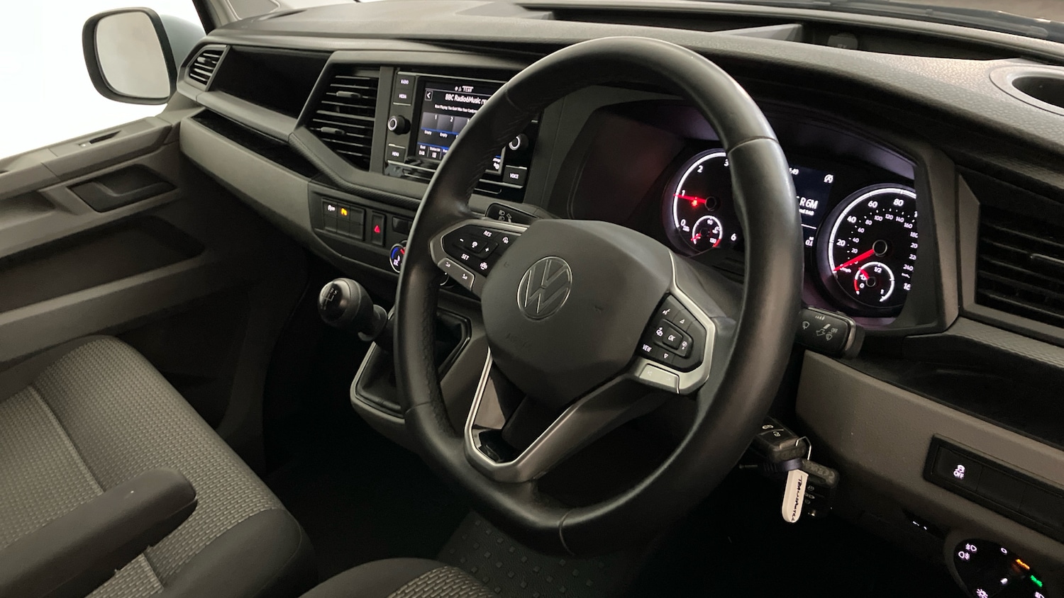 Used Volkswagen Transporter 2023 for sale - 78176379: Photo 6