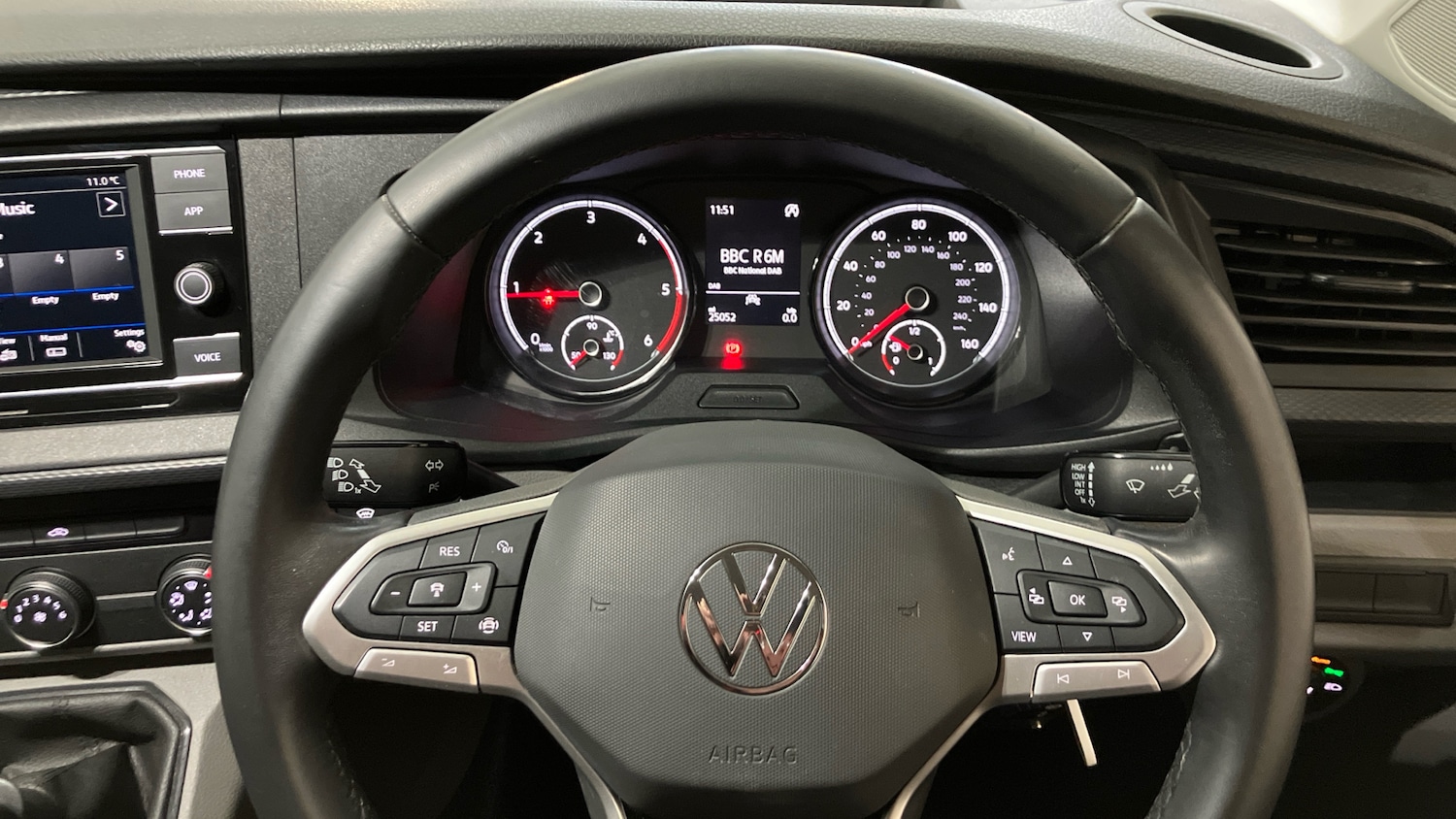 Used Volkswagen Transporter 2023 for sale - 78176379: Photo 9