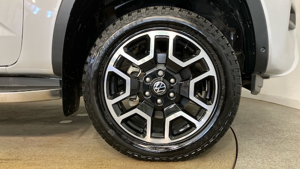 Used Volkswagen Amarok 2023 for sale - 76143539: Photo 5