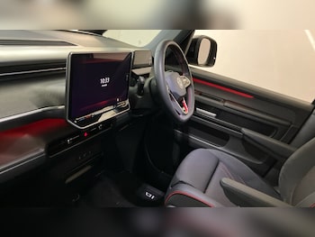 Used Volkswagen ID.Buzz 2025 for sale - 78106195: Photo