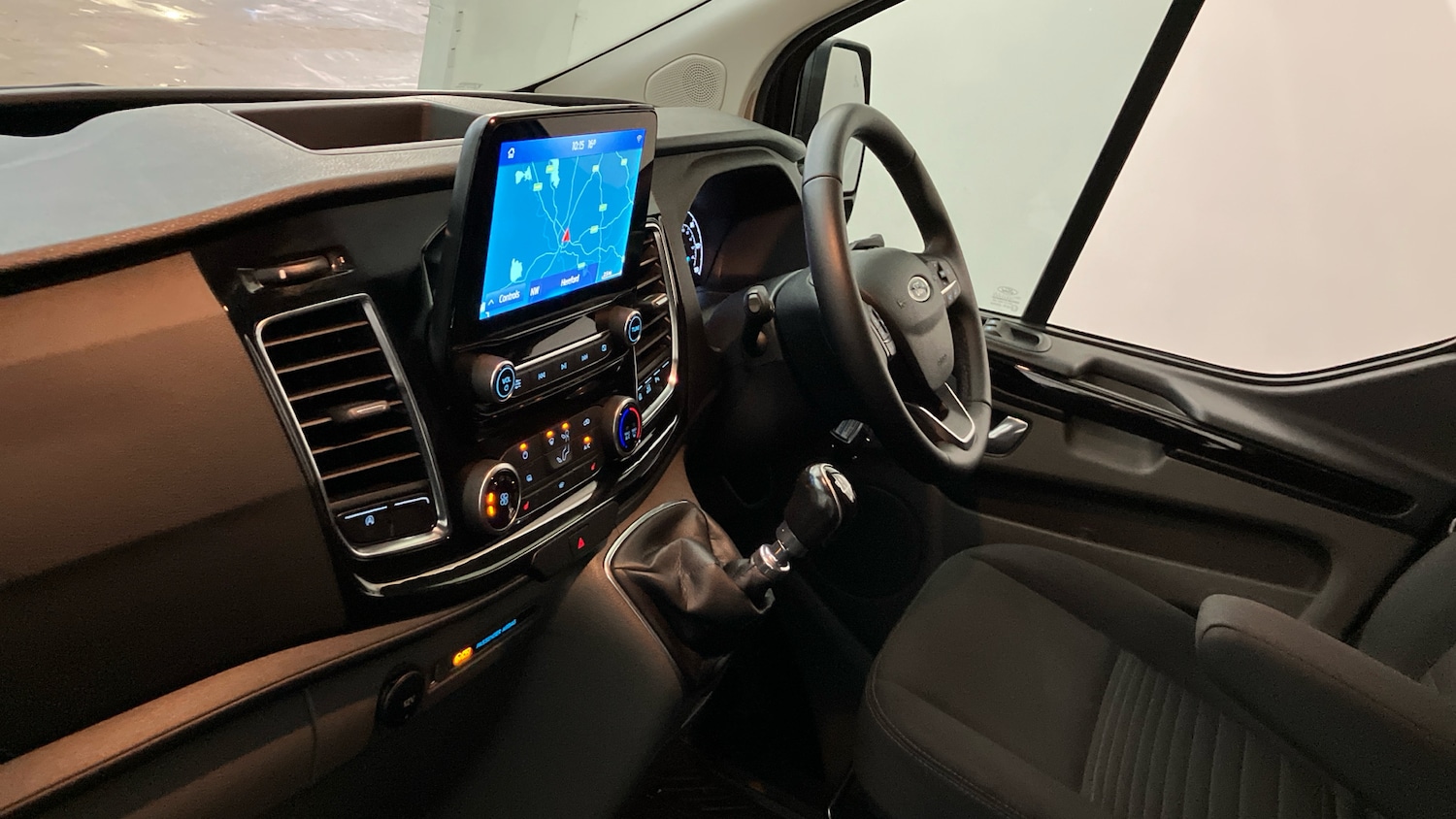 Used Ford Transit Custom 2022 for sale - 76449492: Photo 2