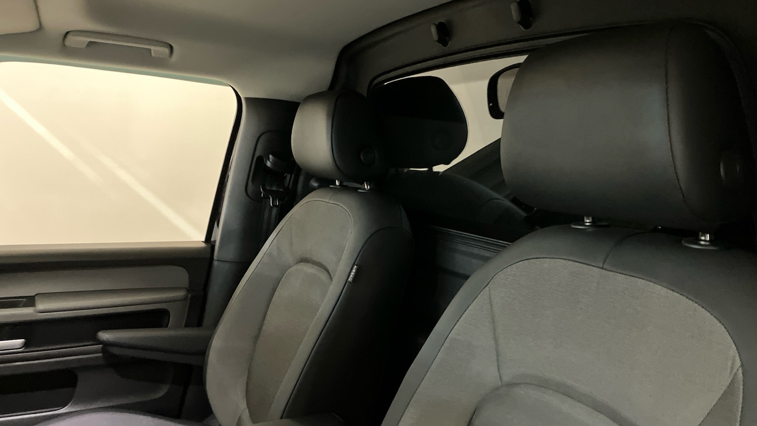 Used Volkswagen ID.Buzz 2025 for sale - 76722736: Photo 16