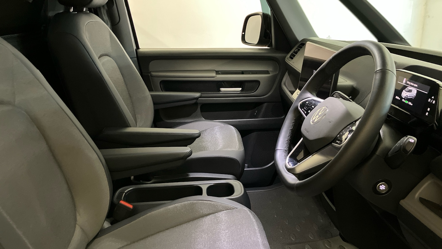 Used Volkswagen ID.Buzz 2025 for sale - 76722736: Photo 27