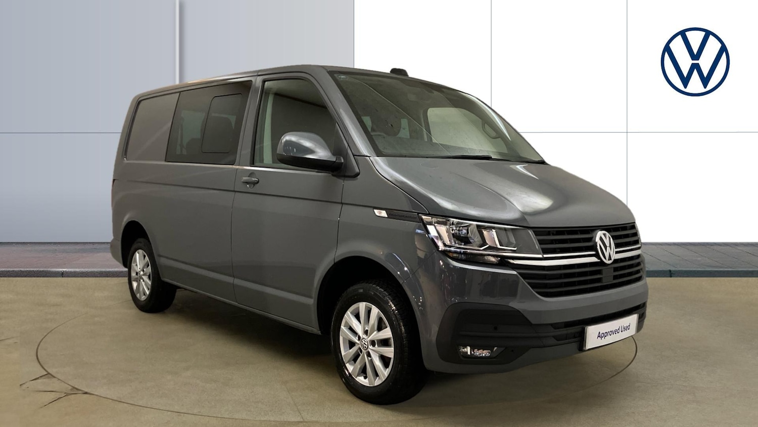 Used Volkswagen Transporter 2022 for sale - 76384897: Photo 1