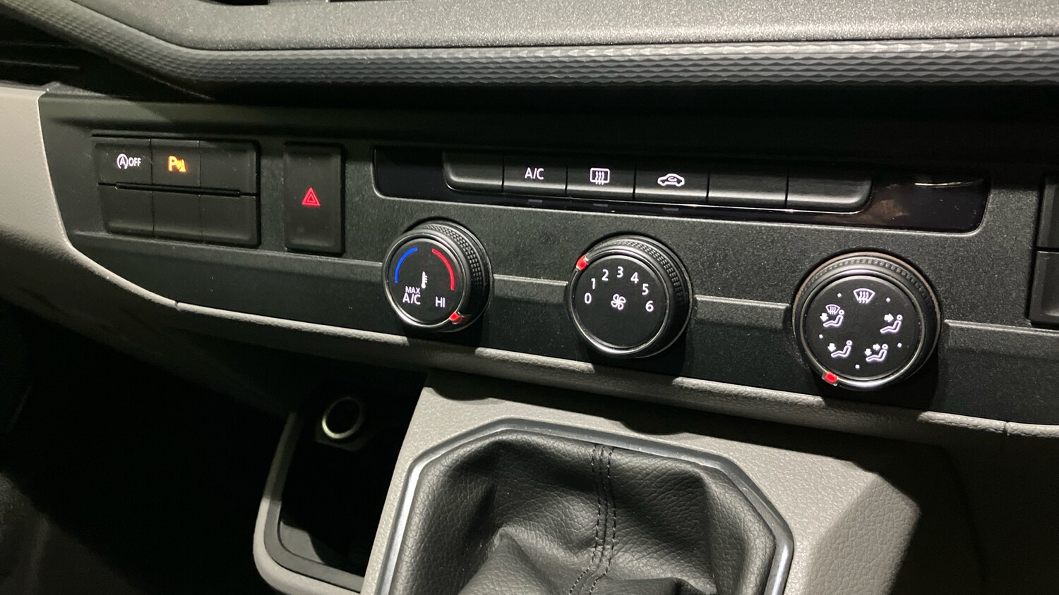 Used Volkswagen Transporter 2022 for sale - 76384897: Photo 13