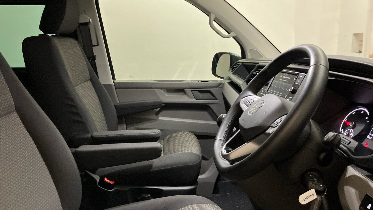 Used Volkswagen Transporter 2022 for sale - 76384897: Photo 15