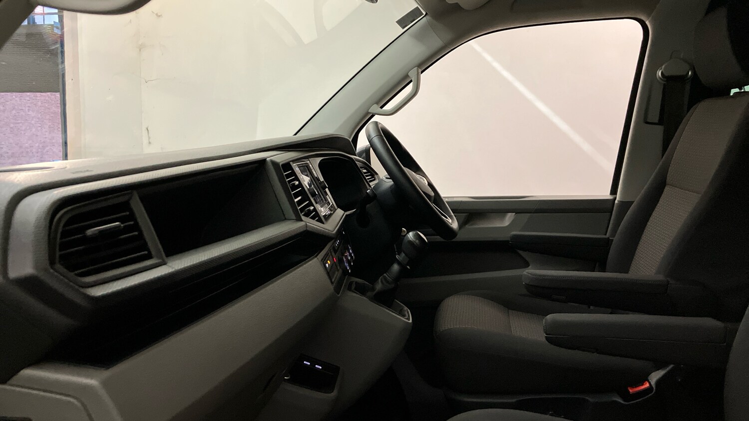 Used Volkswagen Transporter 2022 for sale - 76384897: Photo 23