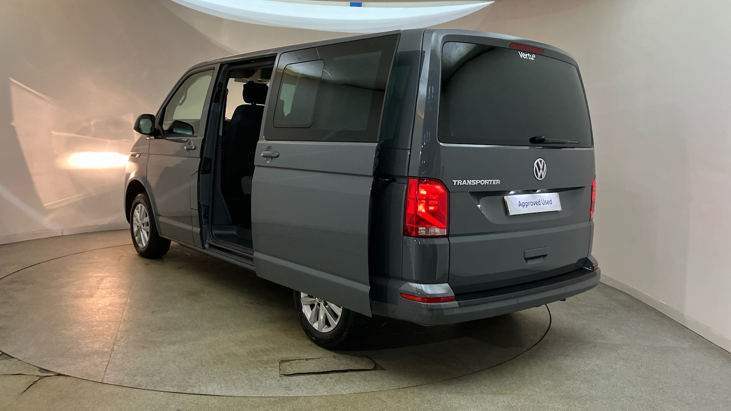 Used Volkswagen Transporter 2022 for sale - 76384897: Photo 39