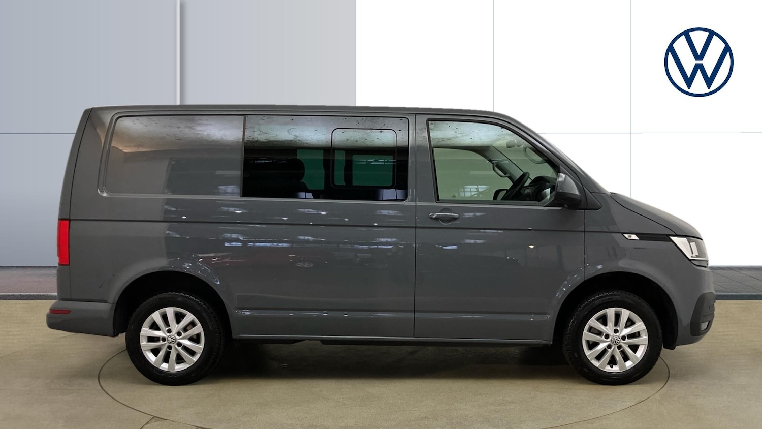 Used Volkswagen Transporter 2022 for sale - 76384897: Photo 4