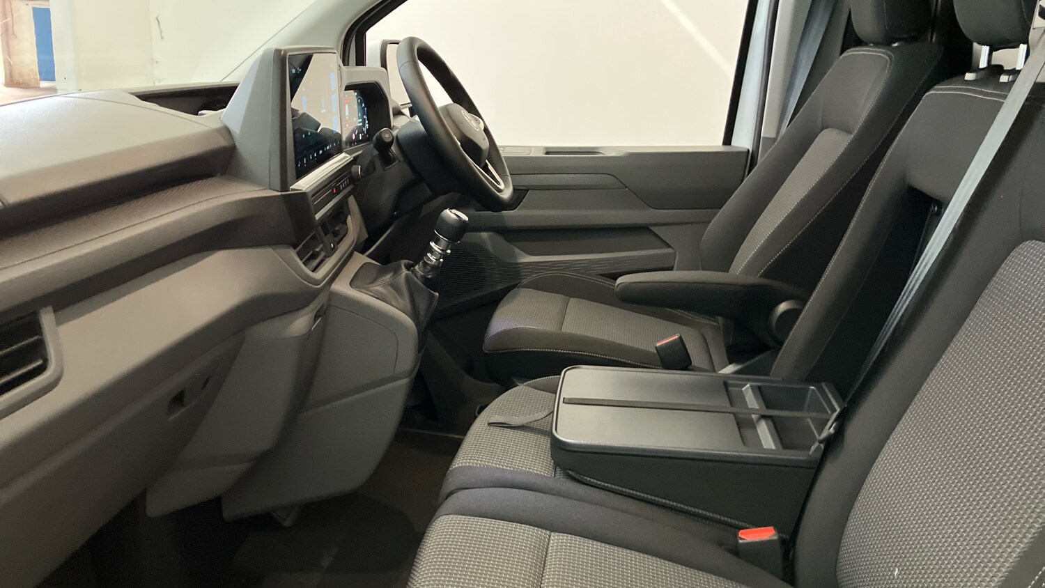 Used Volkswagen Transporter 2025 for sale - 76156514: Photo 23