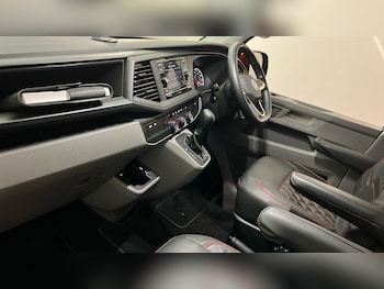 Used Volkswagen Transporter 2023 for sale - 78420671: Photo