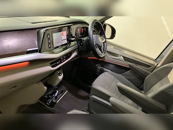 Used Volkswagen Multivan 2024 for sale - 77716033: Photo