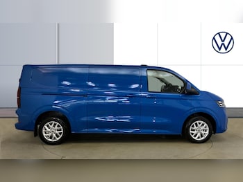 Used Volkswagen Transporter 2025 for sale - 76157715: Photo