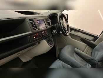 Used Volkswagen Transporter 2020 for sale - 78325283: Photo