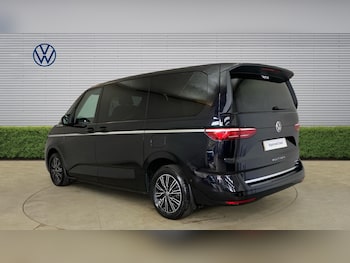 Used Volkswagen Multivan 2023 for sale - 78457041: Photo