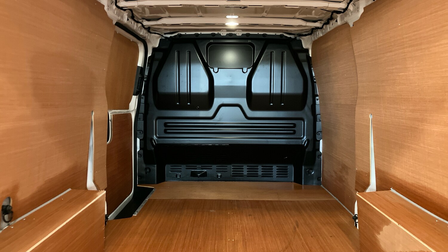 Used Volkswagen Transporter 2025 for sale - 77365123: Photo 20