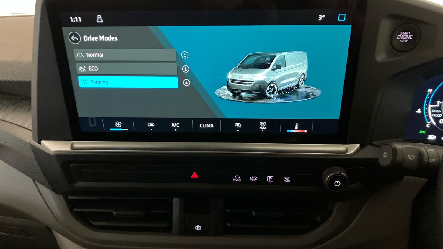 Used Volkswagen Transporter 2025 for sale - 77365123: Photo 39