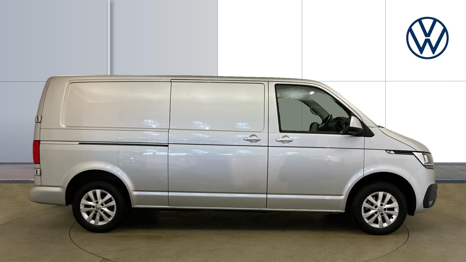 Used Volkswagen Transporter 2022 for sale - 76737929: Photo 4