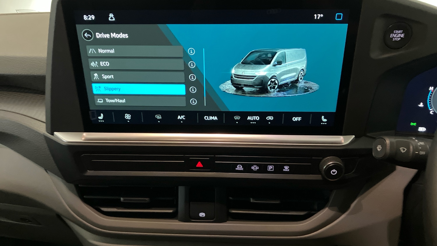 Used Volkswagen Transporter 2025 for sale - 76156518: Photo 41