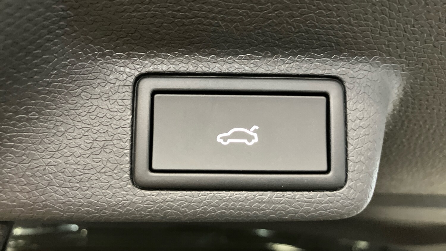 Used Volkswagen ID.Buzz 2025 for sale - 77482334: Photo 41