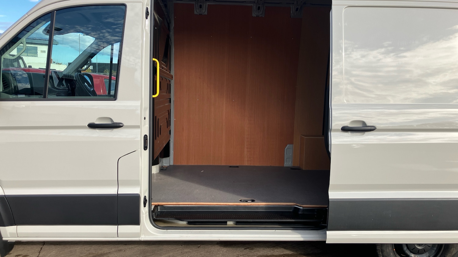 Used Volkswagen Crafter 2025 for sale - 76340494: Photo 25