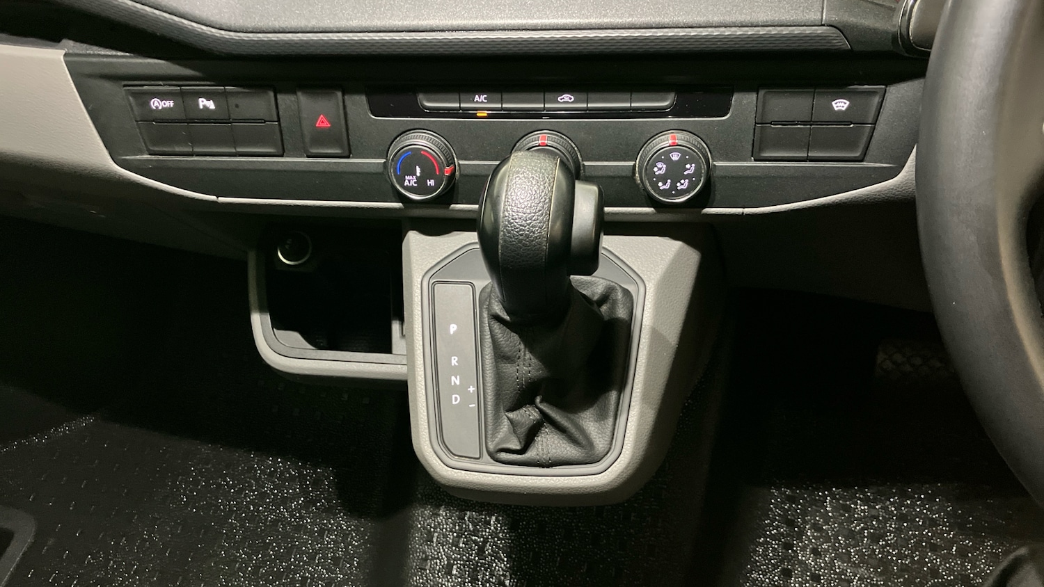 Used Volkswagen Transporter 2022 for sale - 76479469: Photo 14