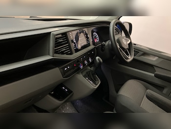 Used Volkswagen Transporter 2023 for sale - 76366231: Photo