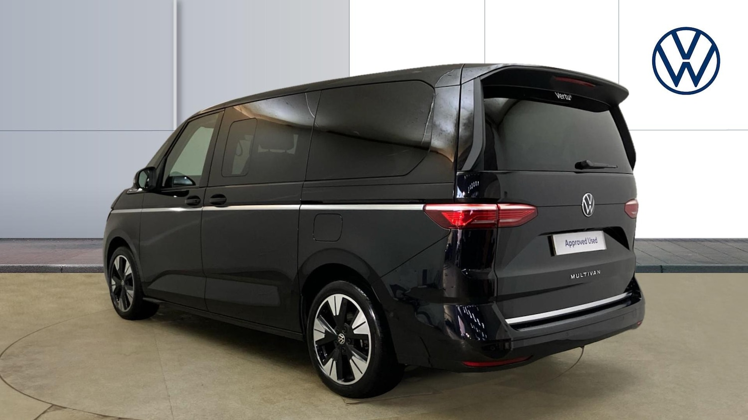 Used Volkswagen Multivan 2025 for sale - 76505483: Photo 3