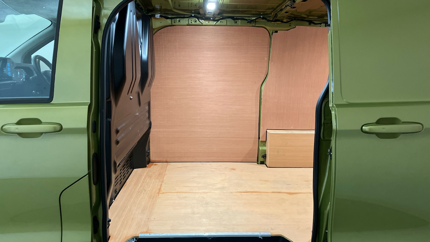 Used Volkswagen Transporter 2025 for sale - 76761928: Photo 25