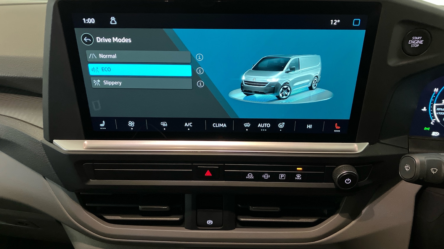 Used Volkswagen Transporter 2025 for sale - 76761928: Photo 38