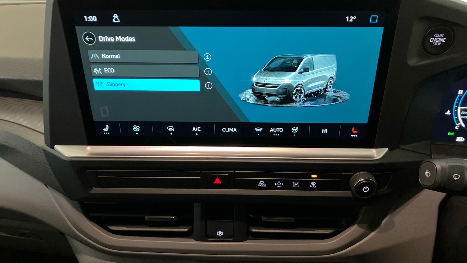 Used Volkswagen Transporter 2025 for sale - 76761928: Photo 39