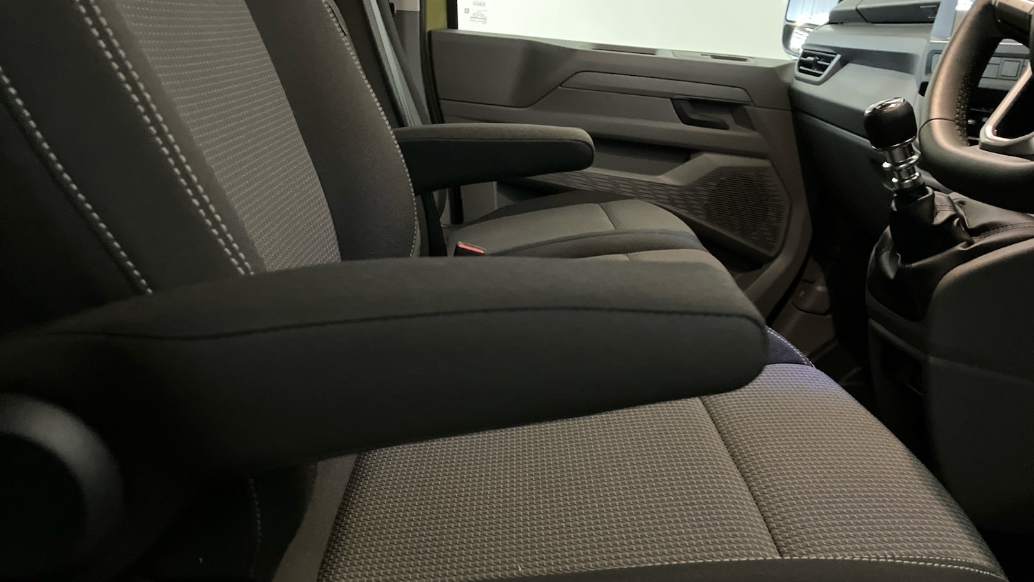 Used Volkswagen Transporter 2025 for sale - 76761928: Photo 45